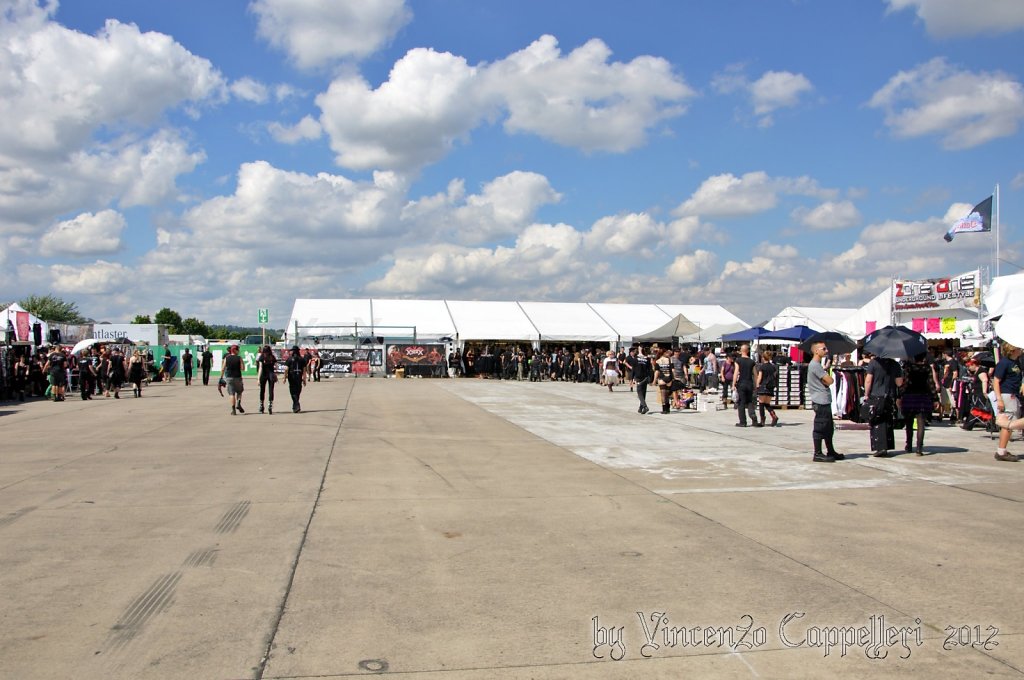 M'Era Luna 2012 - Shopping Area